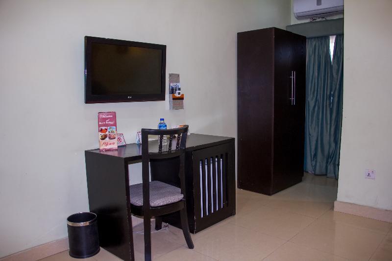 Ellis Suites Lagos Exterior photo